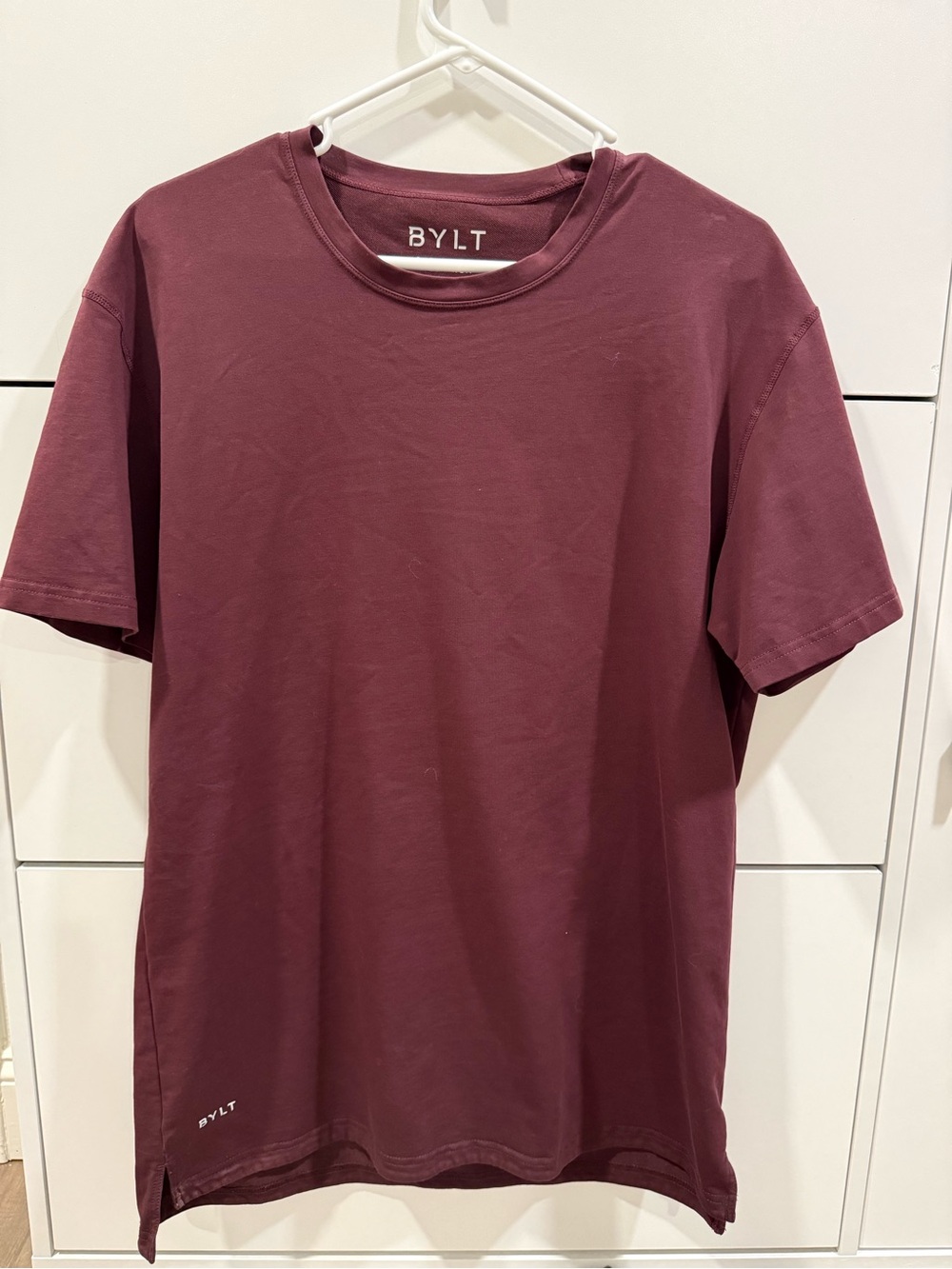 BYLT men’s L maroon shirt